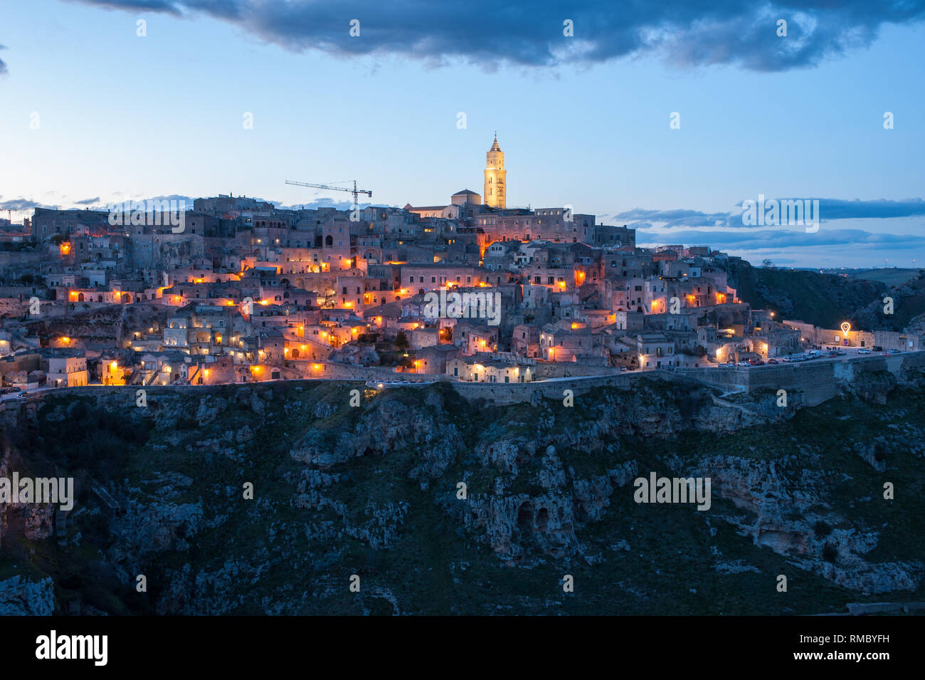 Nachtansicht von Matera von Murgia Timone Seite Stockfoto