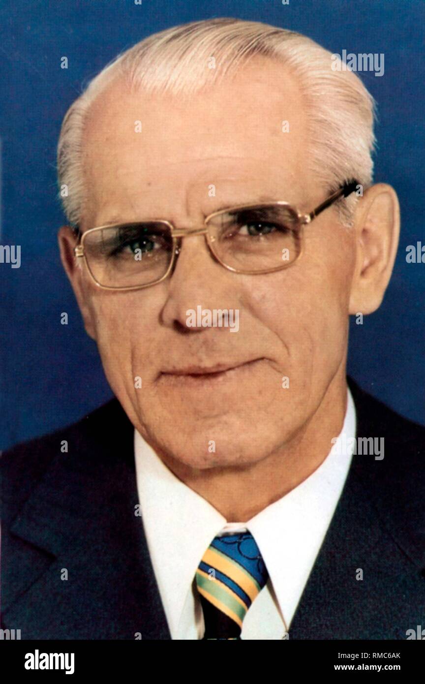 Willi Stoph, (09.07.1914 - 13.04.1999), zwischen 1953 - 1989 Mitglied des SED-Politbüros, zwischen 1956 - 1960 DDR-Minister der Verteidigung, von 1964 - 1973 Ministerpräsident der DDR, die zwischen 1973 - 1976 DDR-Vorsitzende von 1976 - 1989 Ministerpräsident der DDR an. Stockfoto