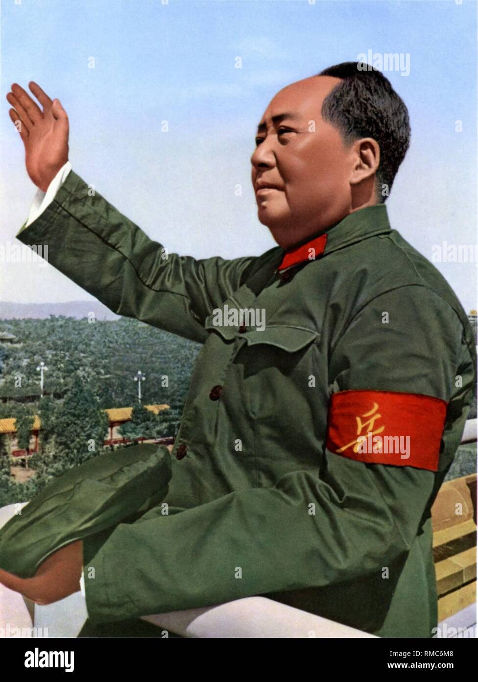 Mao Zedong - (* 26.12.1893 - 09.09.1976), zwischen 1935 - 1976 Vorsitzende der Chinesischen Kommunistischen Partei. Zwische 1954 - 1959 war er Präsident der Volksrepublik China. Chinesische Propaganda Poster der "Große Führer" Mao Zedong nach dem Schwimmen in der Jangtze von 1966, undatiert. Stockfoto