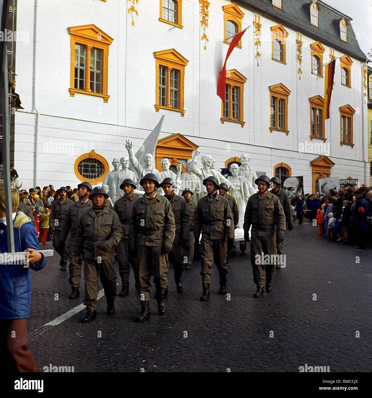 Kampfgruppen arbeiterklasse Fotos und Bildmaterial in hoher Auflösung