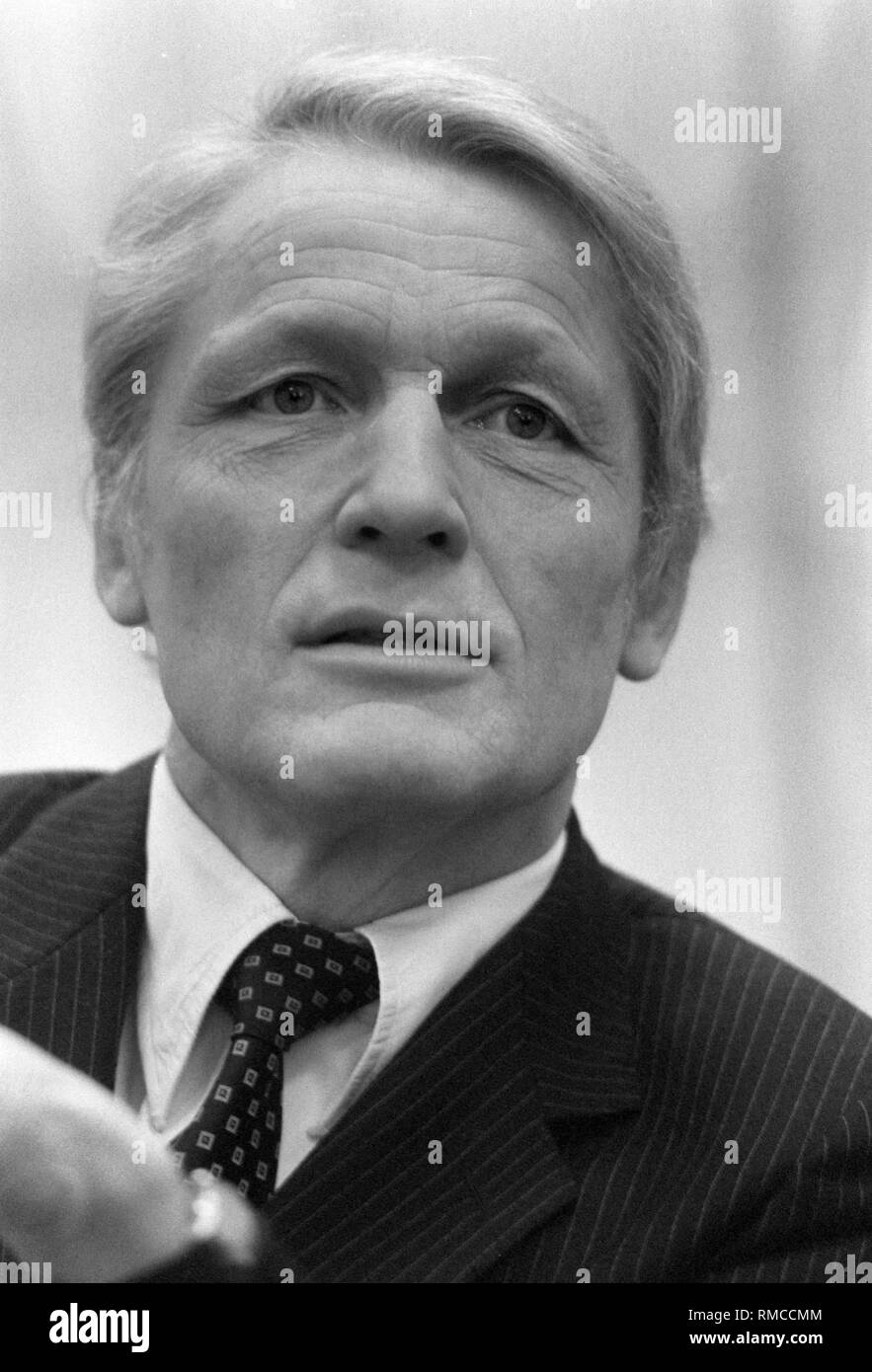 Der ehemalige Präsident des BND (1985-1990), Hans-Georg Wieck, feiert seinen 75. Geburtstag am 28. März 2003. Stockfoto