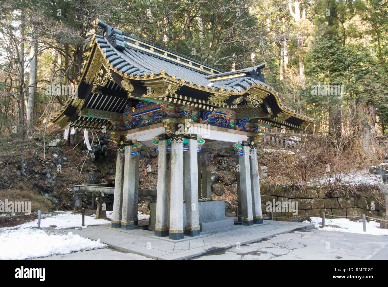 Die reinigung Becken an der Taiyuin-byo, Nikko, Japan Stockfoto