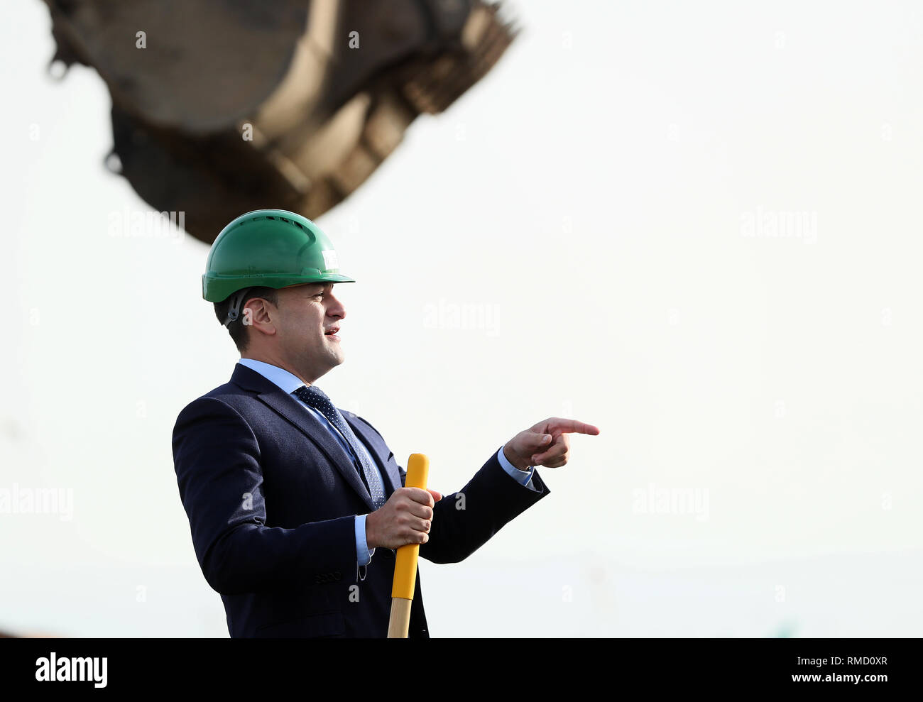 Taoiseach Leo Varadkar bei der offiziellen Zeremonie Sod-Turning für die neue Start- und Landebahn am Flughafen Dublin. Stockfoto