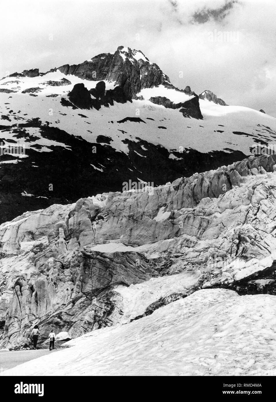Der Rhonegletscher am Furkapass im Schweizer Wallis. Stockfoto