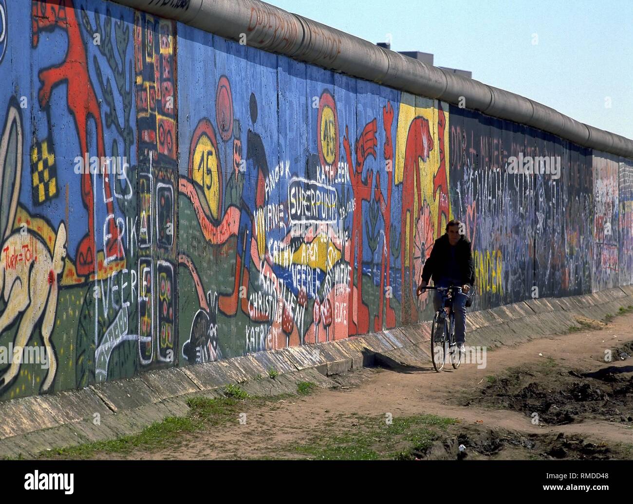 Die Mauer in Berlin Kreuzberg. Stockfoto