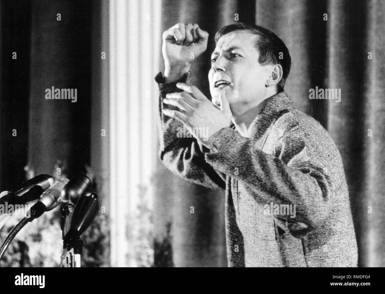 Yevtushenko Fotos und Bildmaterial in hoher Auflösung Alamy