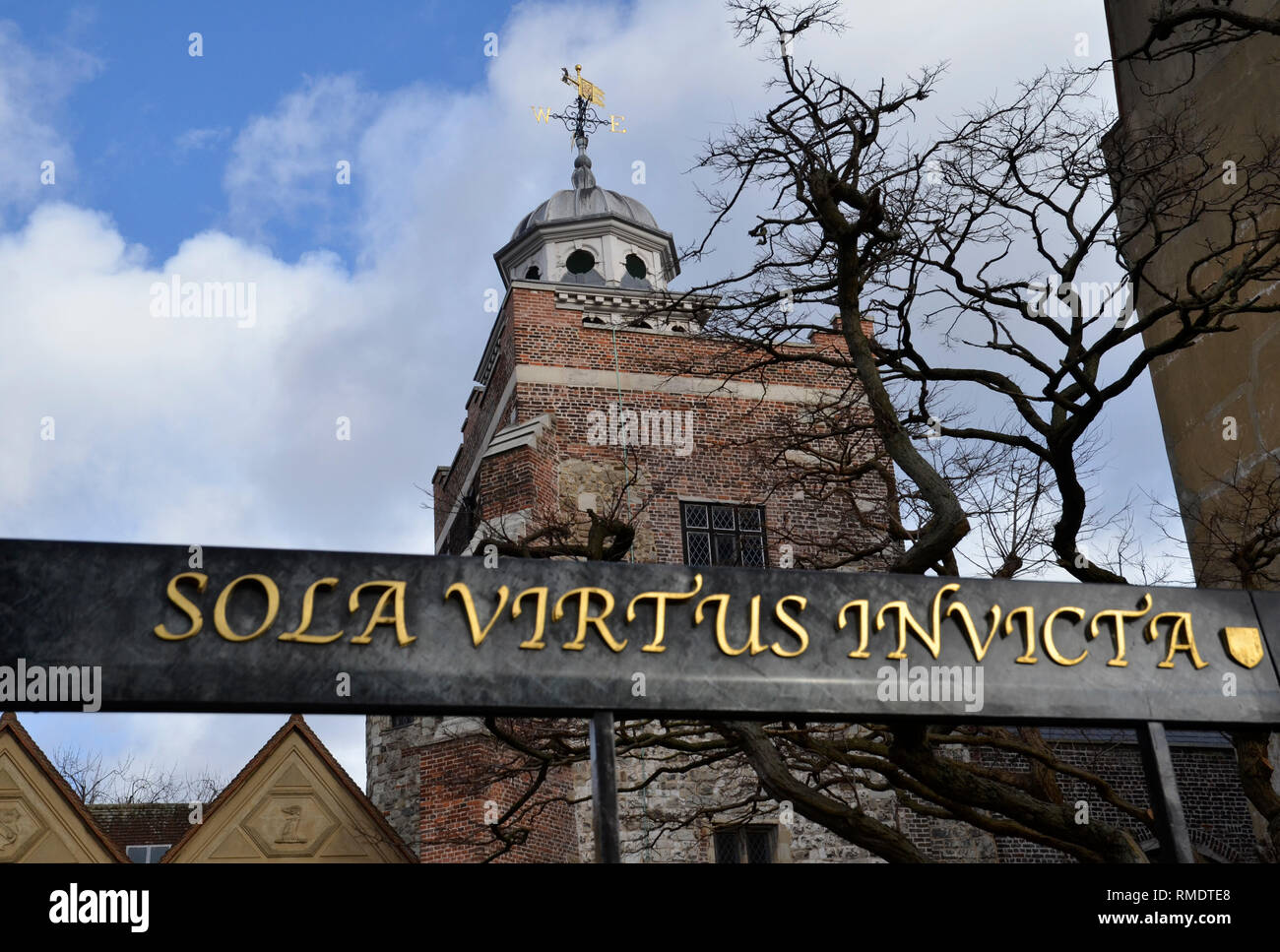 Die ehemalige Kartause Schule in der Smithfield Bereich Clerkenwell, London. Es ist jetzt ein Armenhaus für 40 männliche Rentner als Brüder bekannt Stockfoto