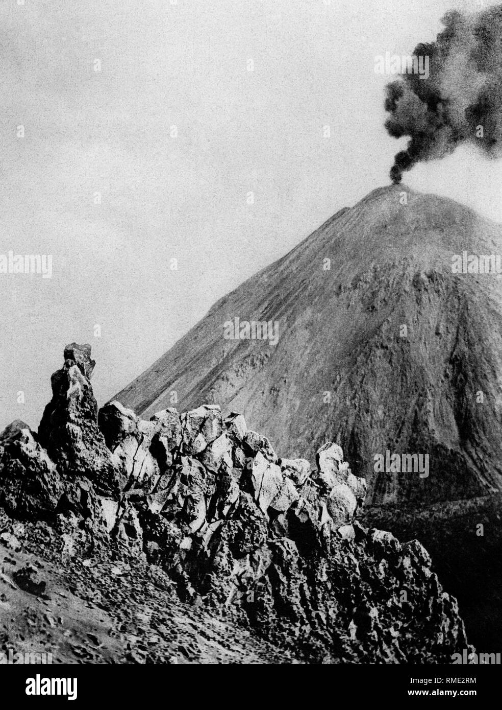 Der Ausbruch des Vesuv im April 4, 1906, Ansicht vom Berg Somma Stockfoto