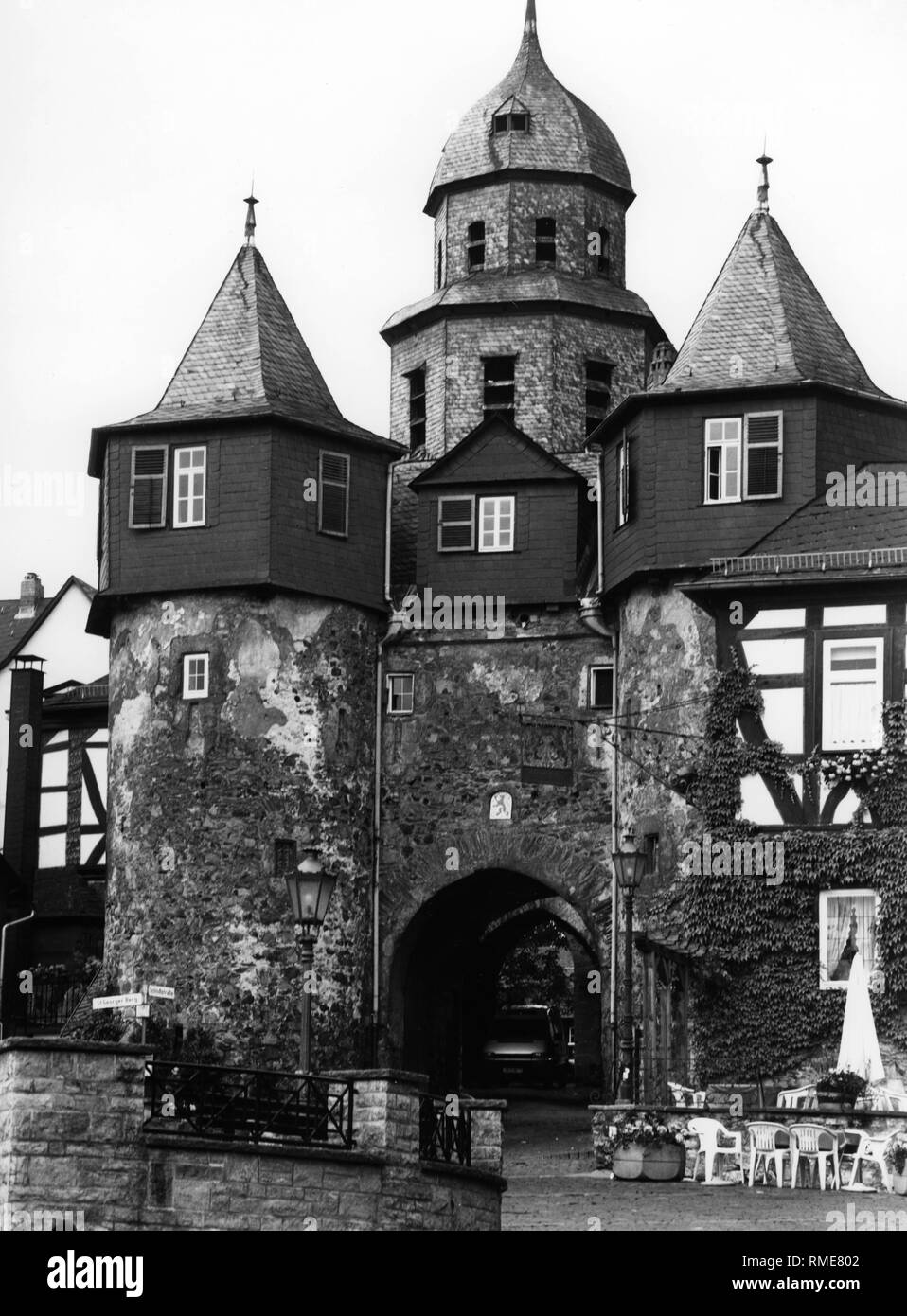 Die "Unterste Pforte" (niedrigste Tor) Schloss Braunfels. Stockfoto