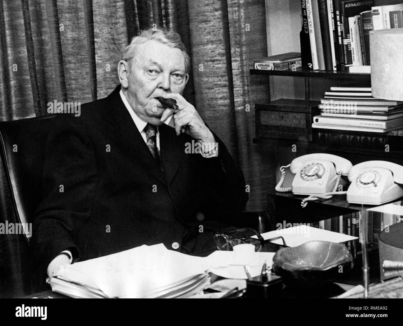 Ludwig erhard cdu Fotos und Bildmaterial in hoher Auflösung Alamy