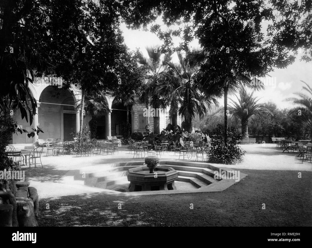 Garten, torretta Spa, Montecatini Terme, Toskana, Italien 1920 1930 Stockfoto