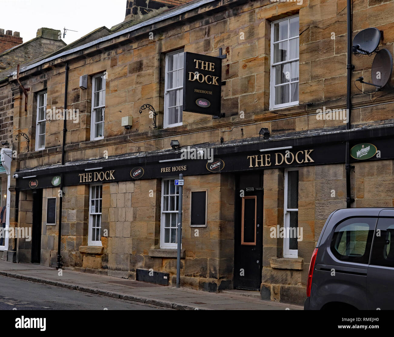 Das Dock pub Schlendern Schlendern ist eine kleine Stadt an der nordöstlichen Küste von Northumberland in Nordost-england. Einer der lokalen Pubs in der Stadt Cw 6609 Stockfoto