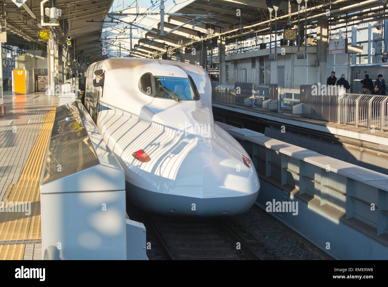 Ein Bullet Train Vorbereitung für den Abflug, Japan Stockfoto