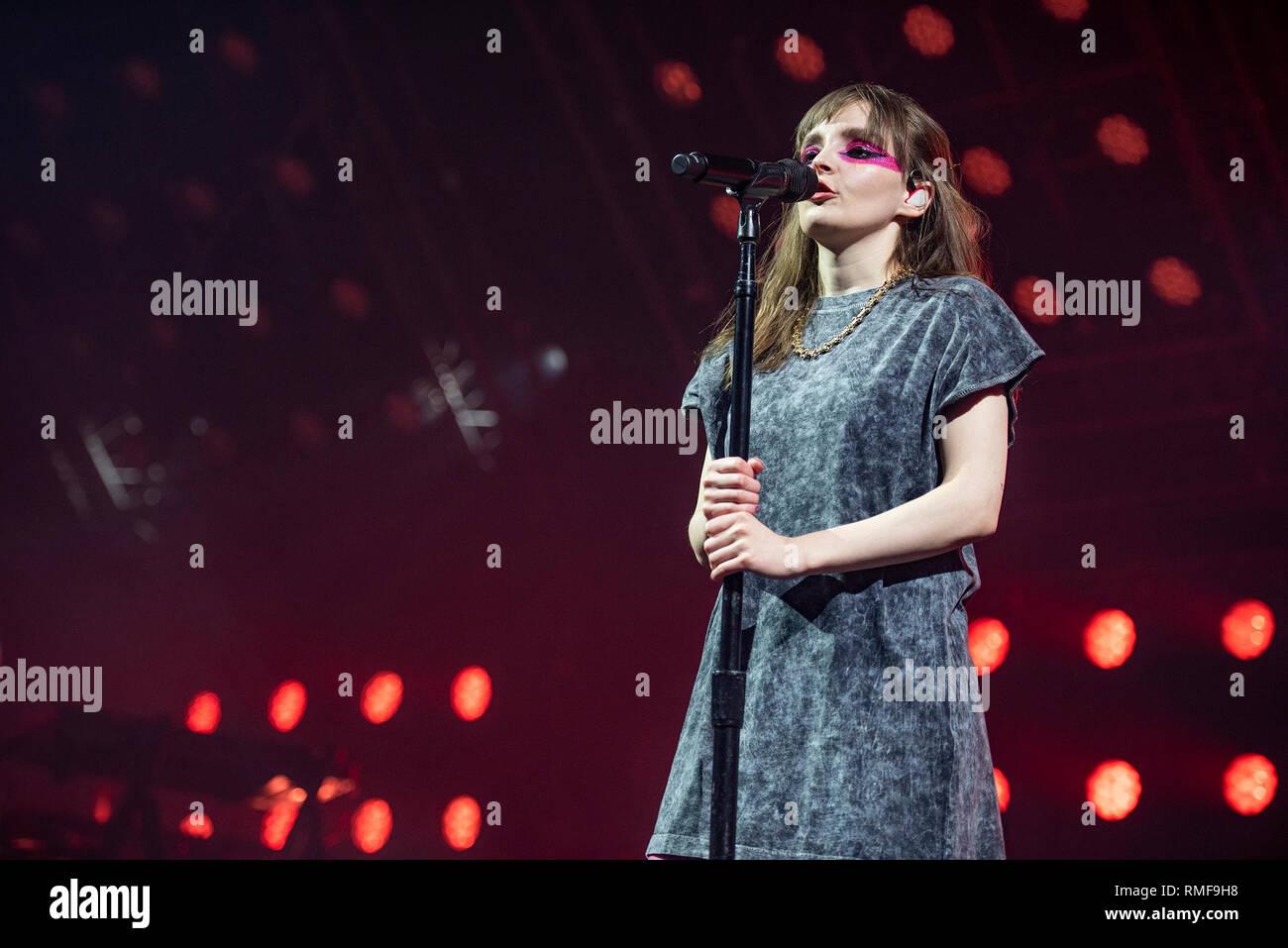 Manchester, Großbritannien. 14 Feb, 2019. Lauren Mayberry, Iain Cook und Martin Doherty von synth pop band Chvrches im Victoria Warehouse, Manchester 2019-02-14 Kreditkarte durchführen: Gary Mather/Alamy leben Nachrichten Stockfoto