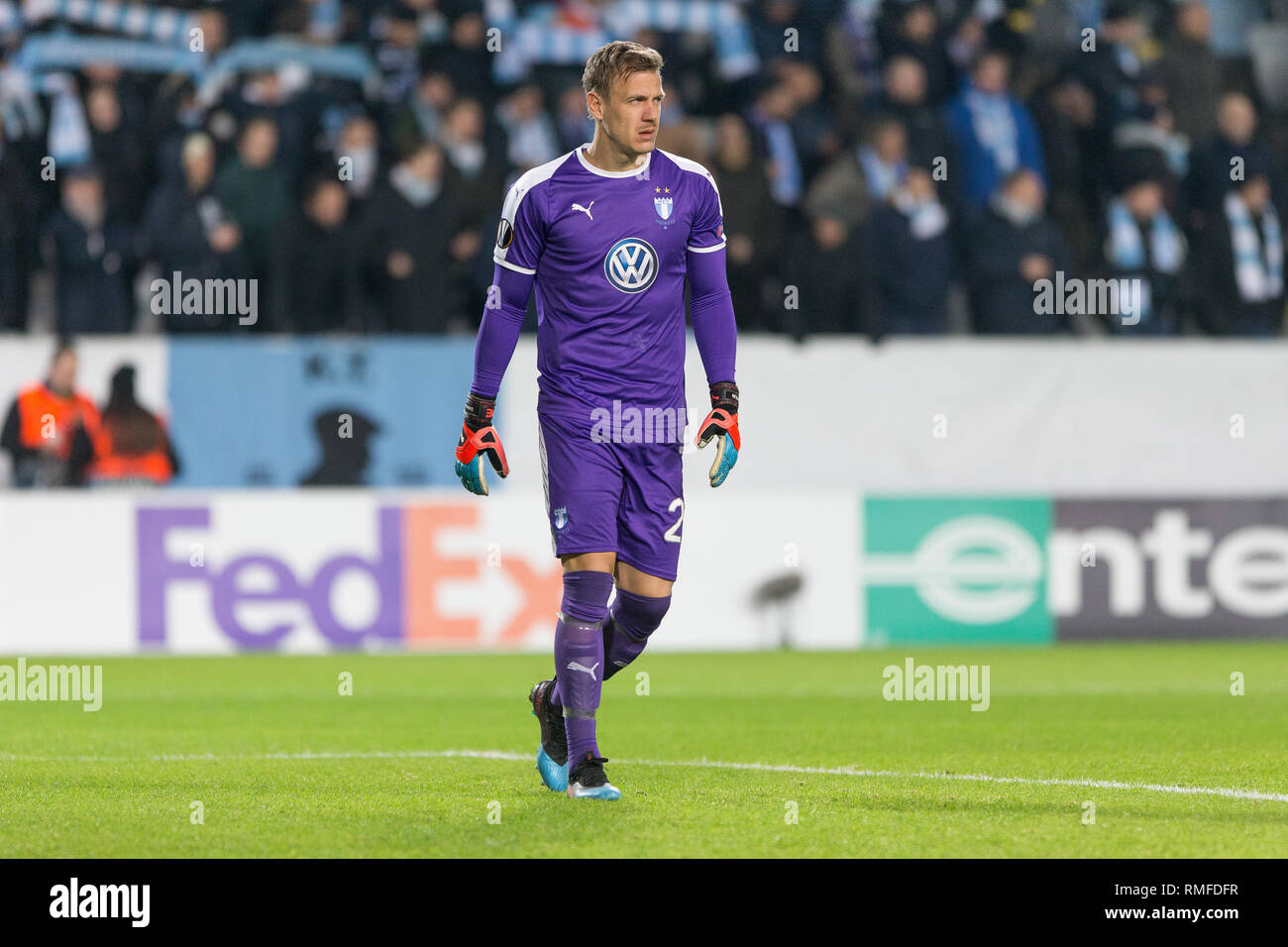 Malmö, Schweden. 14 Feb, 2019. Schweden, Malmö, 24. Februar 2019. Torwart Johan Dahlin (27) von Malmö FF während der Europa League Runde 32 Match zwischen Malmö FF und FC Chelsea bei der Swedbank Stadion in Malmö zu sehen. (Foto: Gonzales Foto/Alamy leben Nachrichten Stockfoto