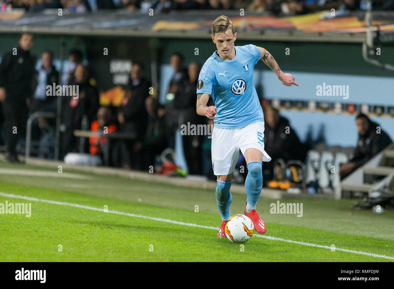 Malmö, Schweden. 14 Feb, 2019. Schweden, Malmö, 24. Februar 2019. Søren Rieks (5) Malmö FF während der Europa League Runde 32 Match zwischen Malmö FF und FC Chelsea bei der Swedbank Stadion in Malmö zu sehen. (Foto: Gonzales Foto/Alamy leben Nachrichten Stockfoto