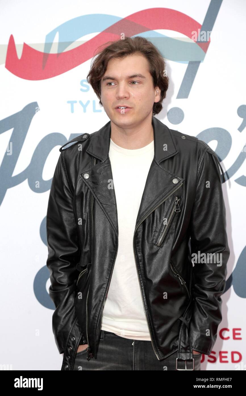 Los Angeles, CA, USA. 10 Feb, 2019. Emile Hirsch in der Ankunftshalle für Grammy Awards Betrachtung Partei von Vorteil Janie Fonds, Raleigh Studios Hollywood, Los Angeles, CA, 10. Februar 2019. Credit: Priscilla Grant/Everett Collection/Alamy leben Nachrichten Stockfoto