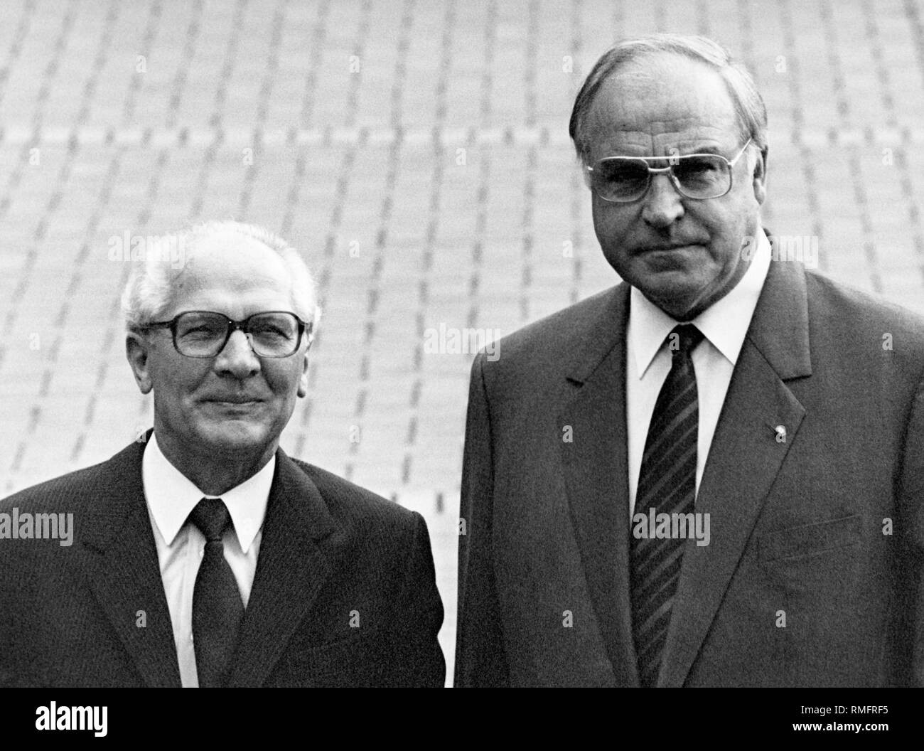 Bundeskanzler Helmut Kohl und Erich Honecker, Generalsekretär der DDR. Undatiertes Bild. Helmut Kohl, Politiker, Deutschland, CDU, DDR Stockfoto
