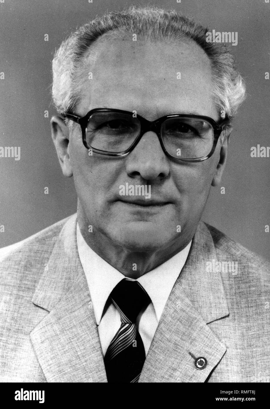 Erich Honecker (25.08.1912 - 29.05.1994), zwischen 1937 - 1945 Häftling im Zuchthaus Brandenburg (Brandenburg Gefängnis), die zwischen 1946 - 1955 Vorsitzender der Jugendorganisation FDJ, zwischen 1958 - 1989 Mitglied des SED-Politbüros, zwischen 1971 - 1989 Generalsekretär der SED, die zwischen 1976 - 1989 Generalsekretär der Sozialistischen Einheitspartei Deutschlands (DDR). Stockfoto