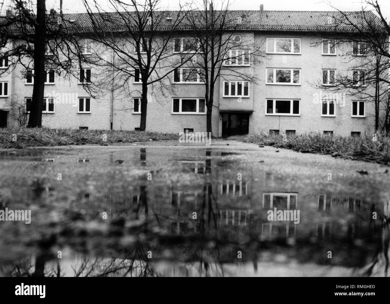 Die verlassenen ehemaligen Wohnungen der amerikanischen Streitkräfte in München. Stockfoto