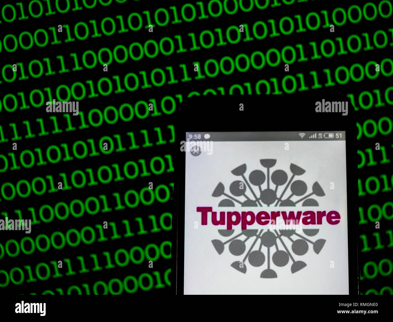 Tupperware Brands Corporation Logo auf dem Smartphone angezeigt Stockfoto