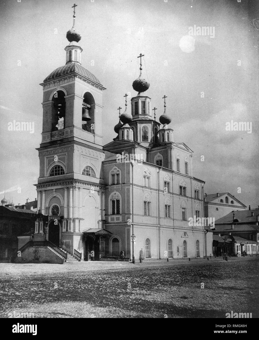 "Die Kirche des Hl. Parasceva, genannt 'Freitag'' Am Ochotny Rjad (Jagd Zeile) in Moskau'. Albumin Photo Stockfoto