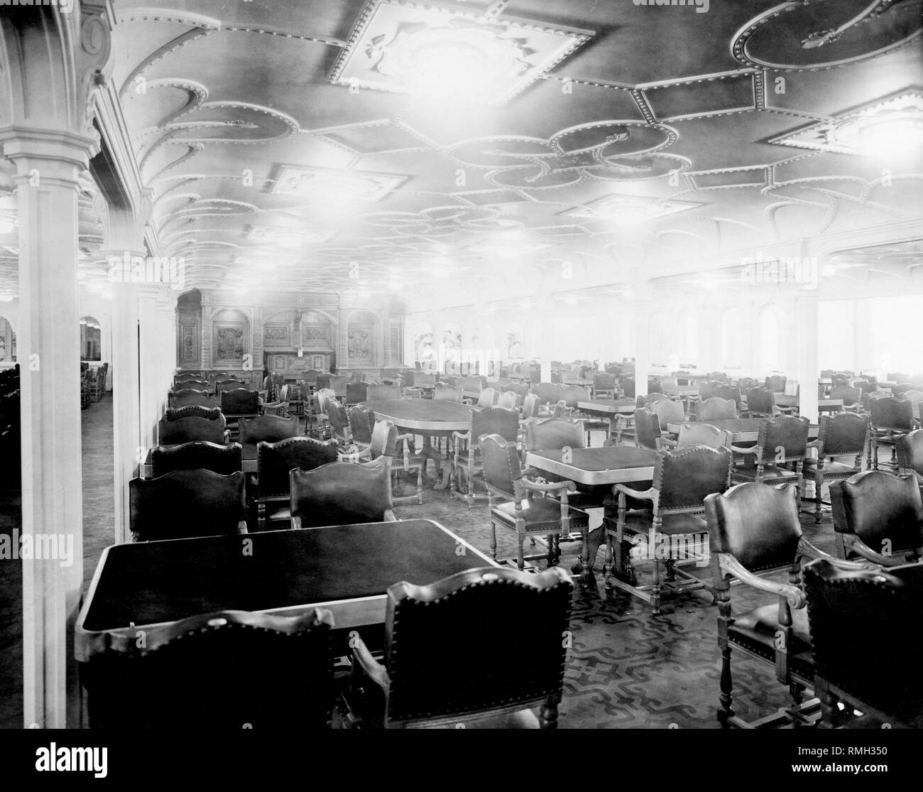 Speisesaal auf der ersten Klasse Limousine Deck der Titanic Stockfoto