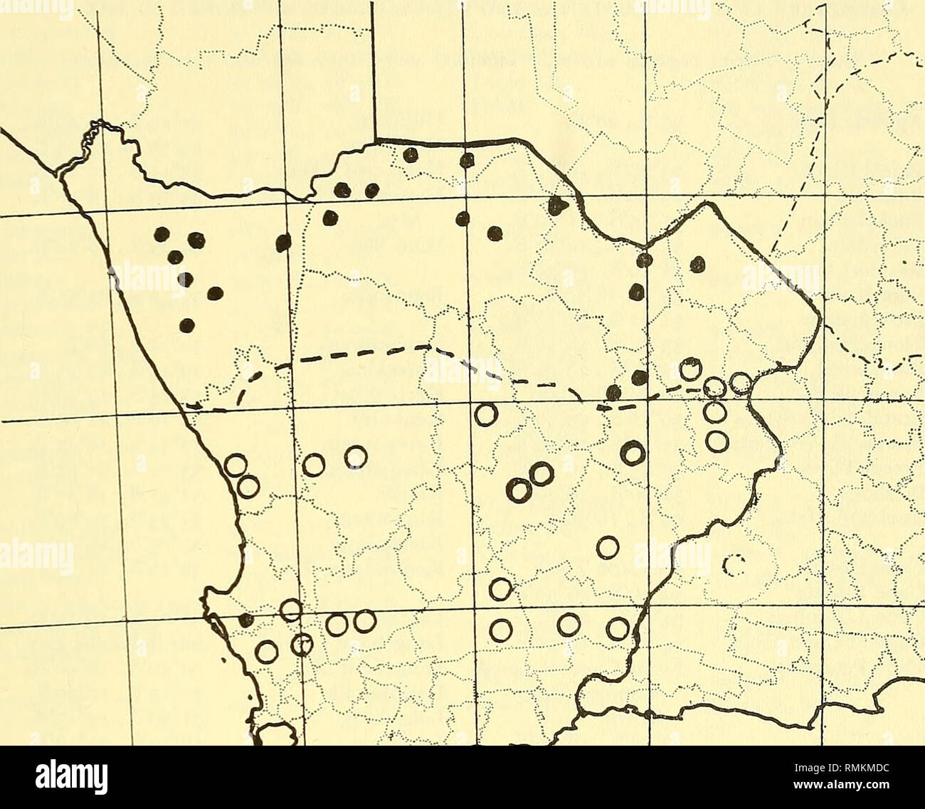 . Annalen der South African Museum = Annale van sterben Suid-Afrikaanse Museum. Natural History. Eine CHECKLISTE DER LAND UND FRISCHES WASSER VÖGEL DER WESTLICHEN GAPE 265. 000 o o I 17 19 21 23 25 Karte 44. Verteilung der Unterarten oi Emberiza impetuani. Dots: E.i. impetuani; offene Kreise: E.i. sloggetti. Fringillaria impetuani; Vincent, 1952: 181 (teilweise); McLachlan &Amp; Liversidge, 1957: 467 (teilweise). Emberiza impetuani sloggetti; Skead, ich 960:123. Ersetzt die vorhergehenden Rennen im südlichen Teil der Karoo und im Winter Niederschlag. B, BW-I, BW2, BW3, C I, C2, CE, CE2, CE3, CI i, CI Stockfoto