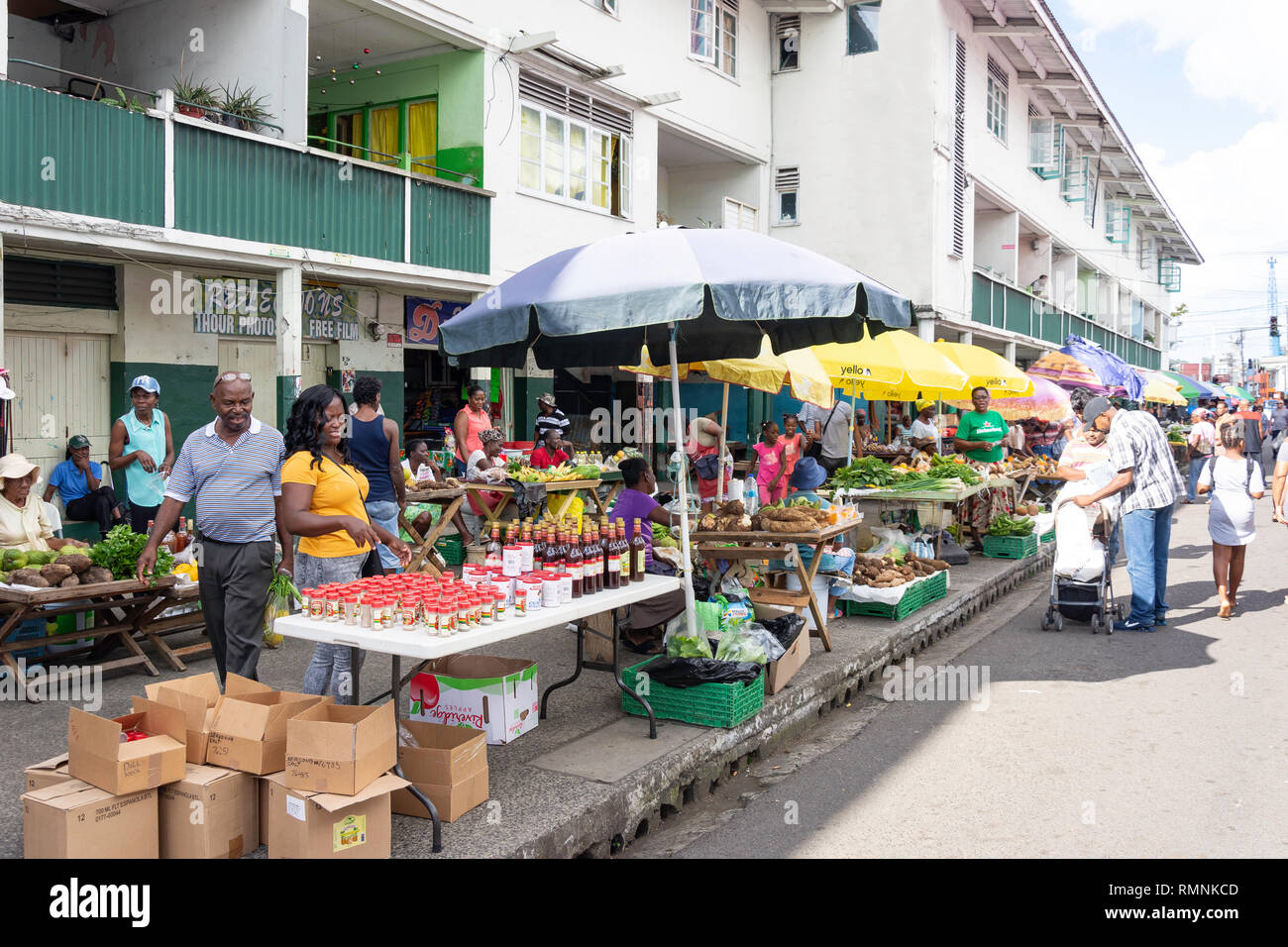 Markt Ständen in Castries Central Market, John Compton Highway, Castries, St. Lucia, Kleine Antillen, Karibik Stockfoto
