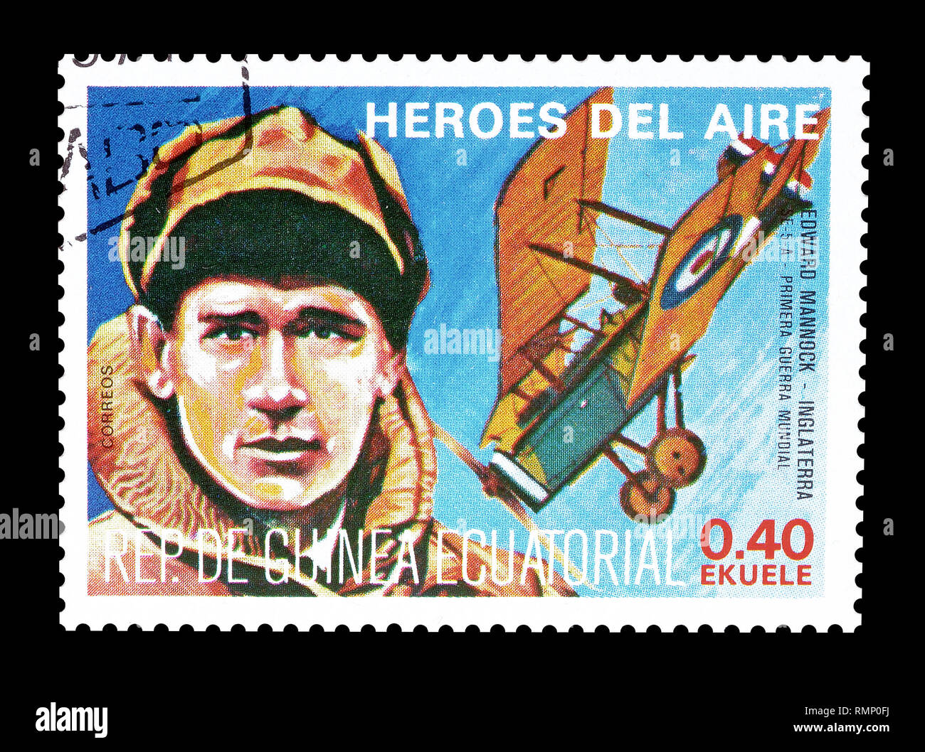 Storniert Briefmarke von Äquatorialguinea gedruckt, das zeigt der britische Pilot Edward Mannock. Stockfoto