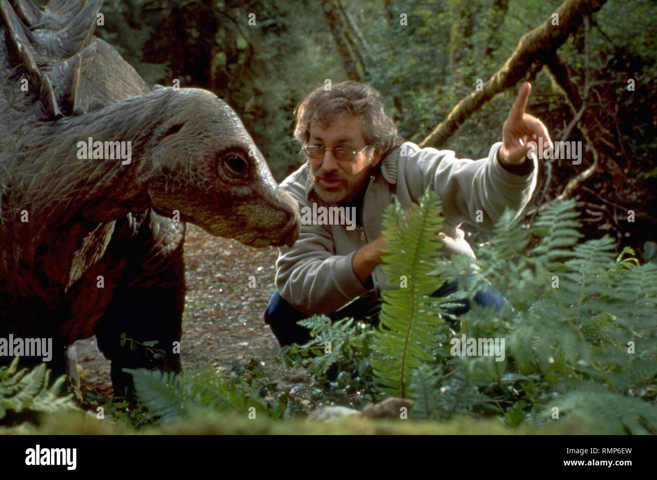 Original Film Titel: Die Vergessene Welt: Jurassic Park. Englischer Titel: The Lost World: Jurassic Park. Jahr: 1997. Regie: Steven Spielberg. Stars: Steven Spielberg. Quelle: UNIVERSAL PICTURES/Album Stockfoto