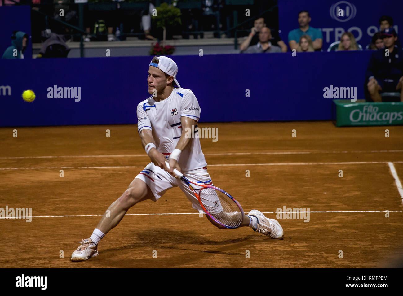 Buenos Aires, der Hauptstadt Argentiniens. 15 Feb, 2019. Diego Schwartzman''El Peque'' ist, zum ersten Mal in seiner Karriere, im Halbfinale des Argentinien Open 2019 und der österreichischen Dominic thiem Gesicht. Credit: Roberto Almeida Aveledo/ZUMA Draht/Alamy leben Nachrichten Stockfoto