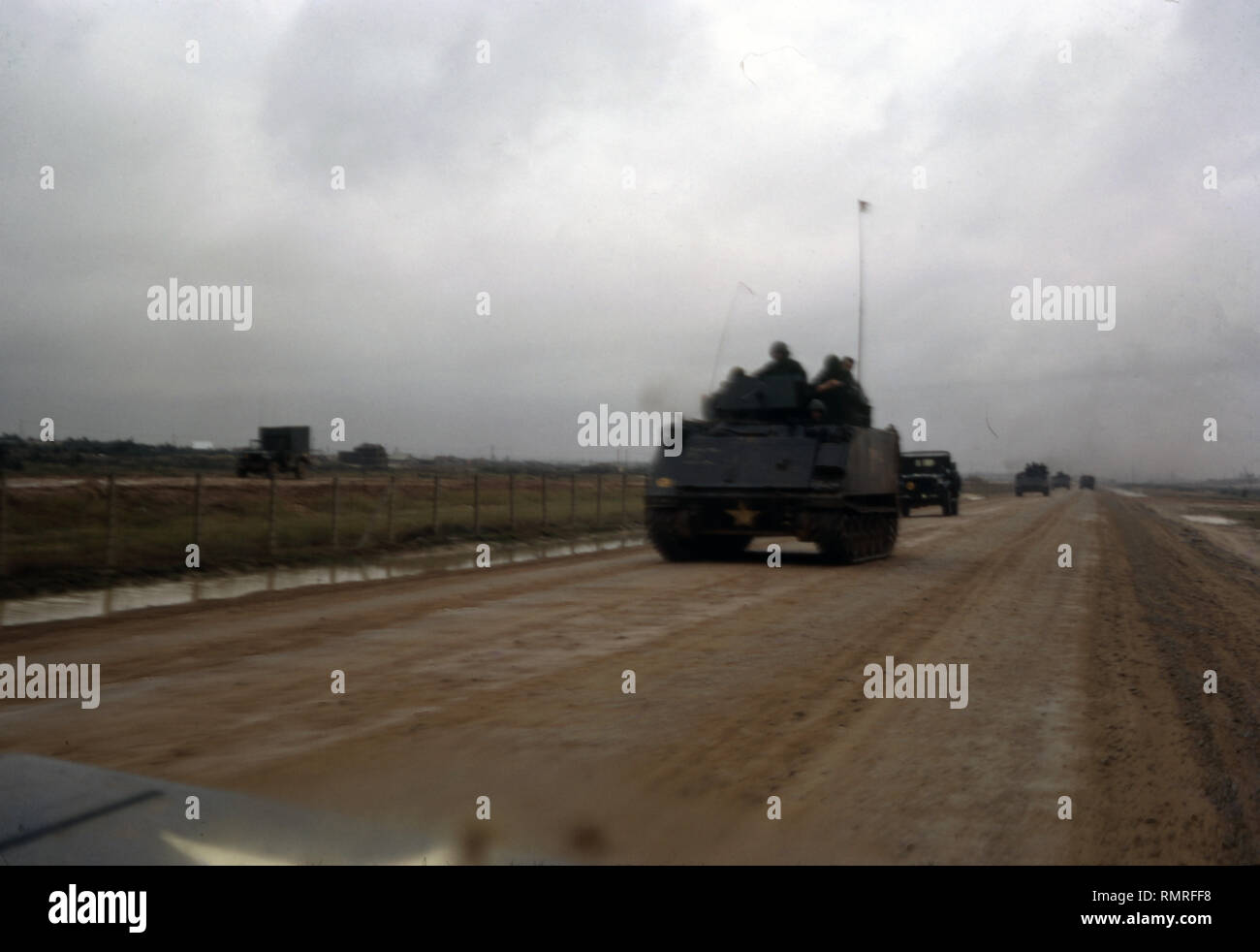 US ARMY / United States Army Armored Personnel Carrier APC M113 - Vientam war / Vietnam-Krieg Stockfoto