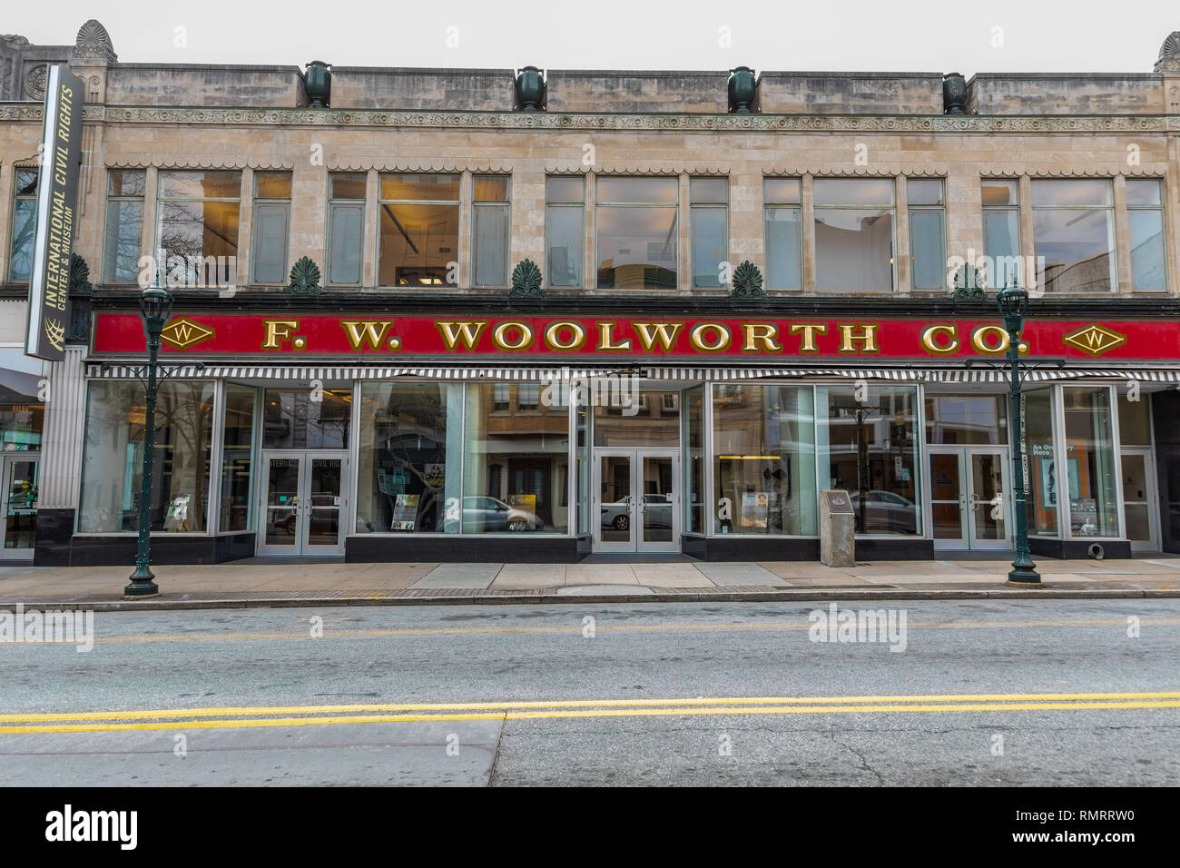 GREENSBORO, NC, USA -2/14/19: Die F W. Woolworth Building, wo der Erste der es-in' für integragtion 1960 aufgetreten. Stockfoto