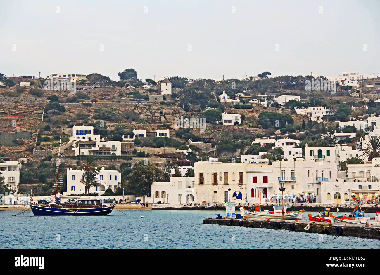 Hafen von Chora auf der Insel Mykonos, Griechenland. Stockfoto