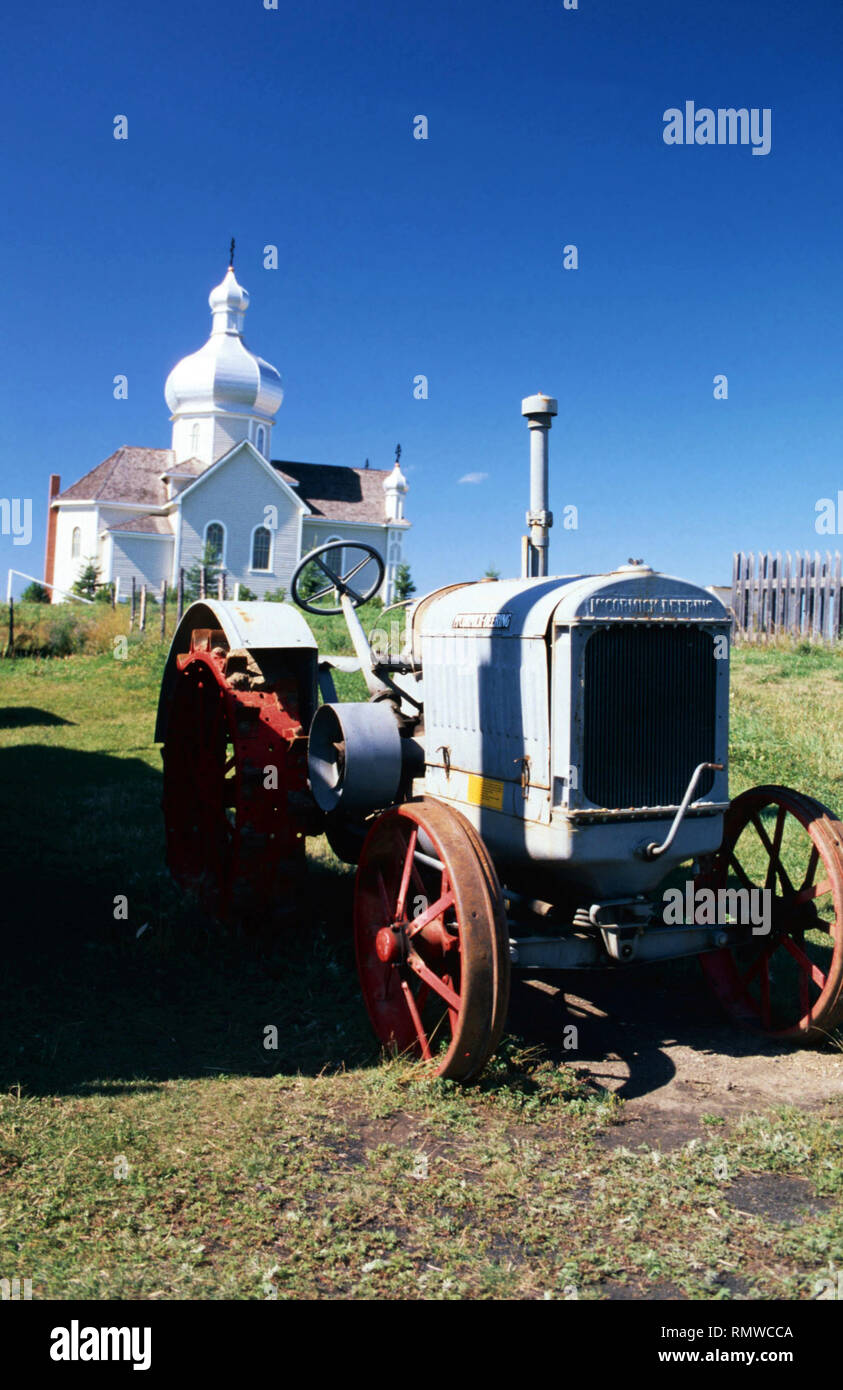 Oldtimer Traktor, ukrainische Kultur Zentrum, Alberta, Kanada Stockfoto