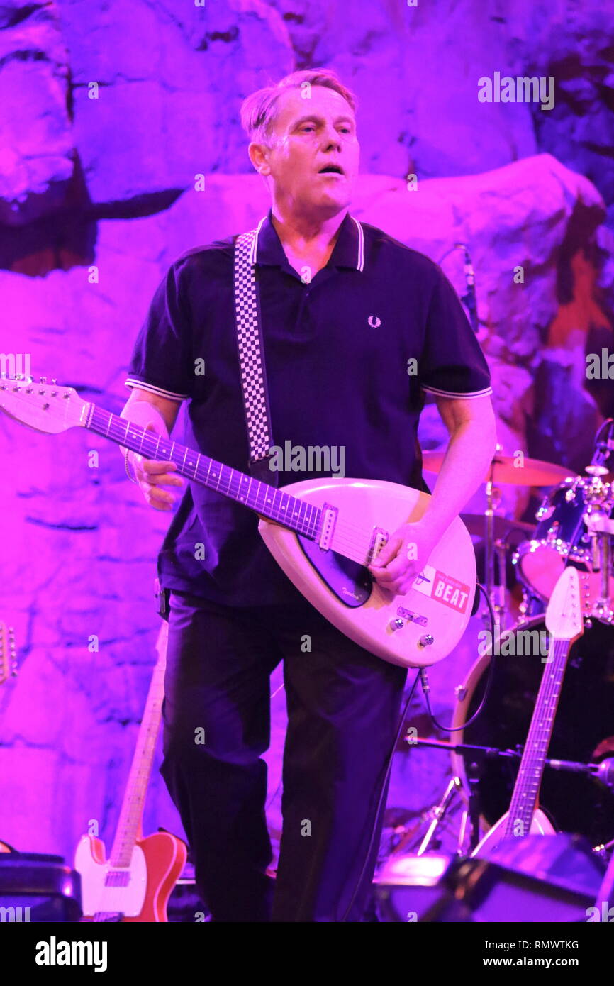 Sänger, Songwriter und Gitarrist David wakeling dargestellt auf der Bühne während einer "live"-Konzert mit dem Englischen Beat. Stockfoto