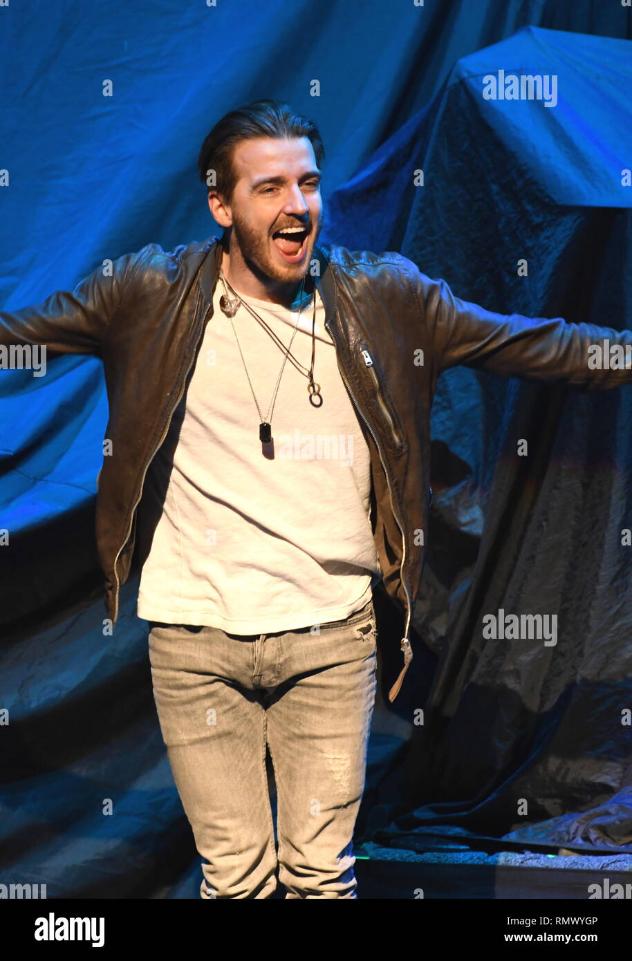 Sänger Brandon Lancaster ist dargestellt auf der Bühne während einer "live"-Konzert Auftritt mit Lanco. Stockfoto