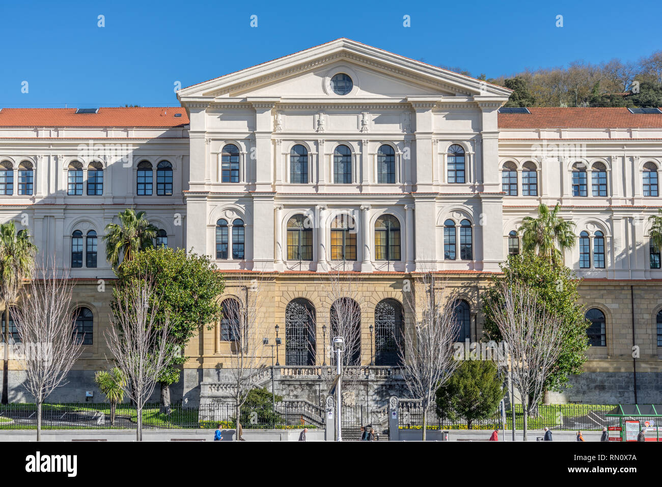 Bilbao, Baskenland, Spanien. März 26, 2017. Universität Deusto zentralen Gebäude (La literaria) vom Architekten Francisco de Cubas 1886 konzipiert. Stockfoto