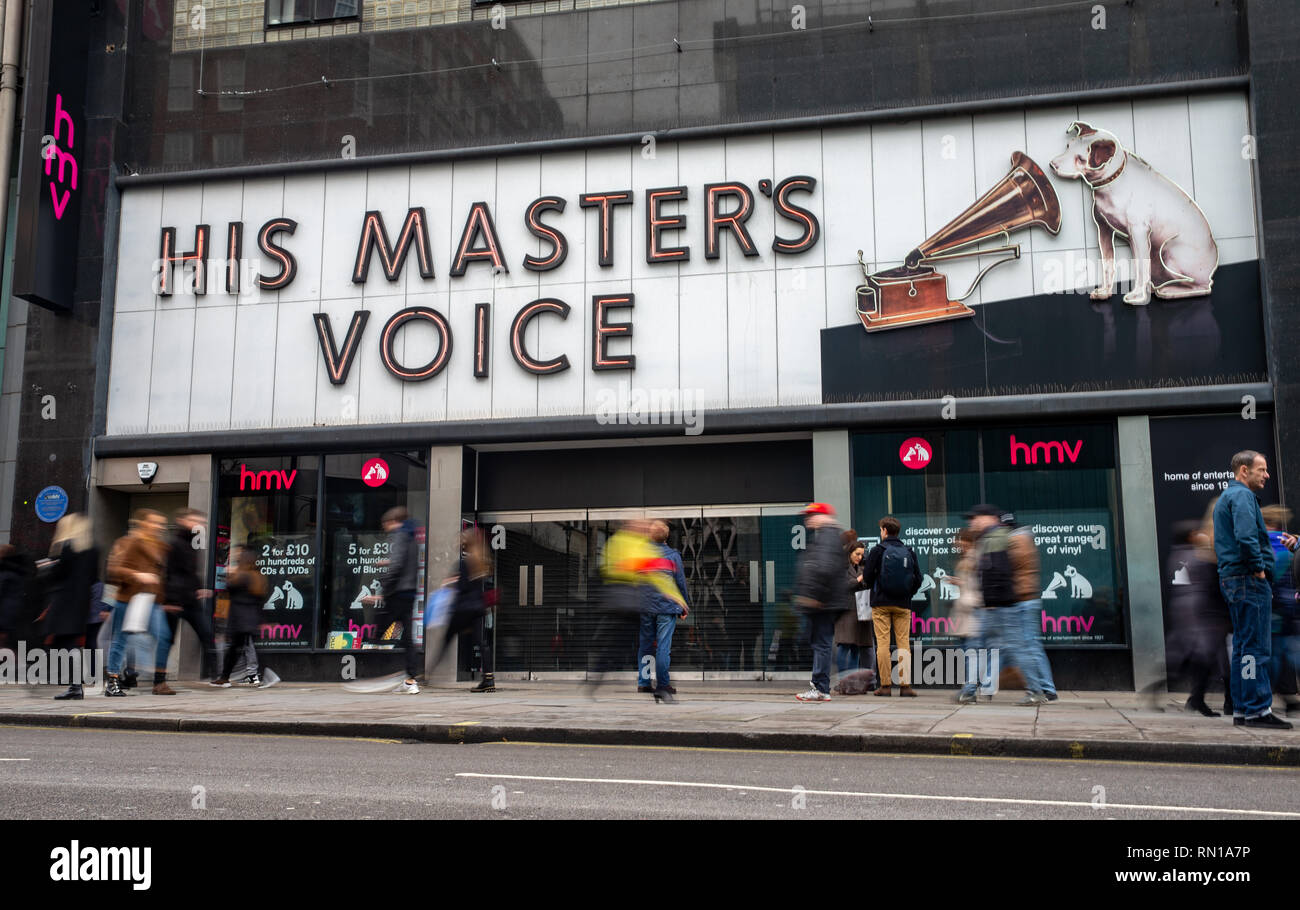 Die erste HMV Store wurde durch die Gramophone Company bei 363 Oxford Street eröffnet. HMV enthüllt die 27 Märkte Satz zu schließen, einschließlich dieses Flagship Store. Stockfoto