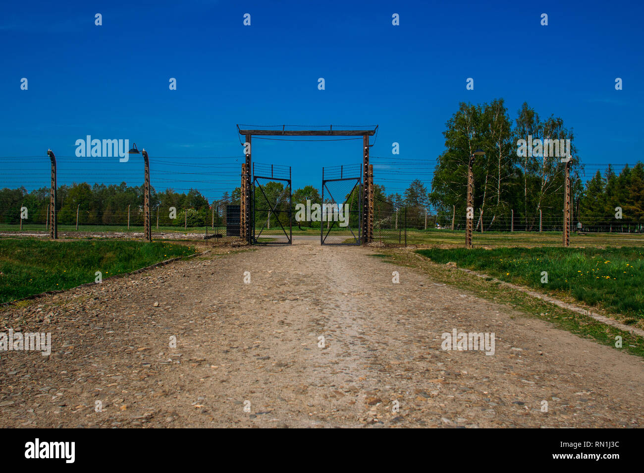 Tor nach Auschwitz - Birkenau concentration camp in der Nähe von Krakau, Polen Stockfoto