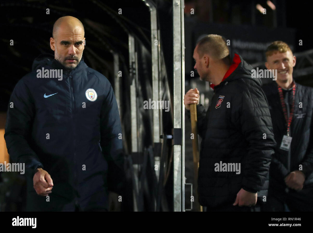 Manchester City Manager Pep Guardiola Köpfe aus dem Tunnel für die zweite Hälfte der FA Cup in die fünfte Runde an Rodney Parade, Newport. Stockfoto