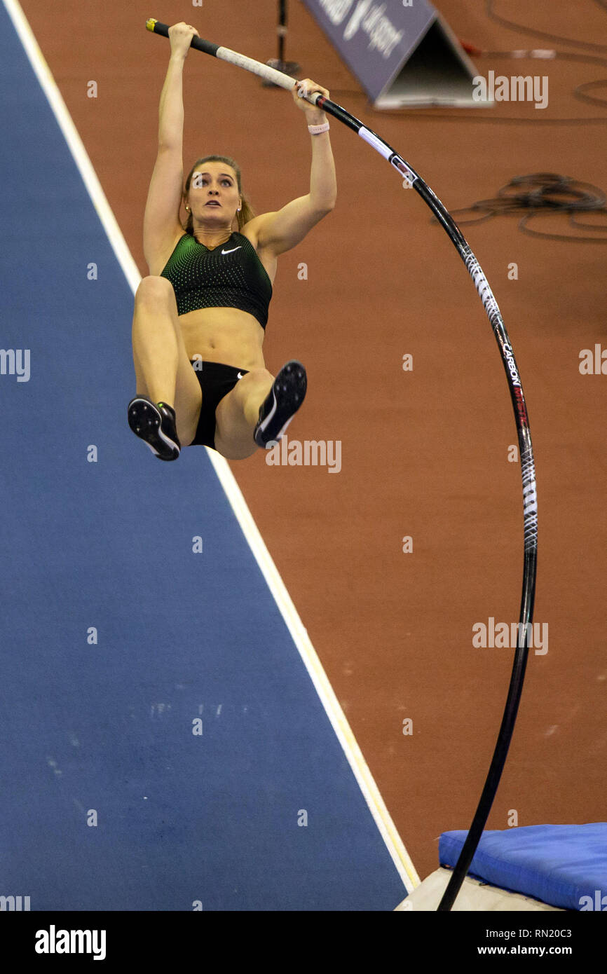 Arena Birmingham, Birmingham, UK. 16 Feb, 2019. Muller Indoor Grand Prix Athletik; Alysha Newmand int eh Frauen Stabhochsprung Credit: Aktion plus Sport/Alamy leben Nachrichten Stockfoto