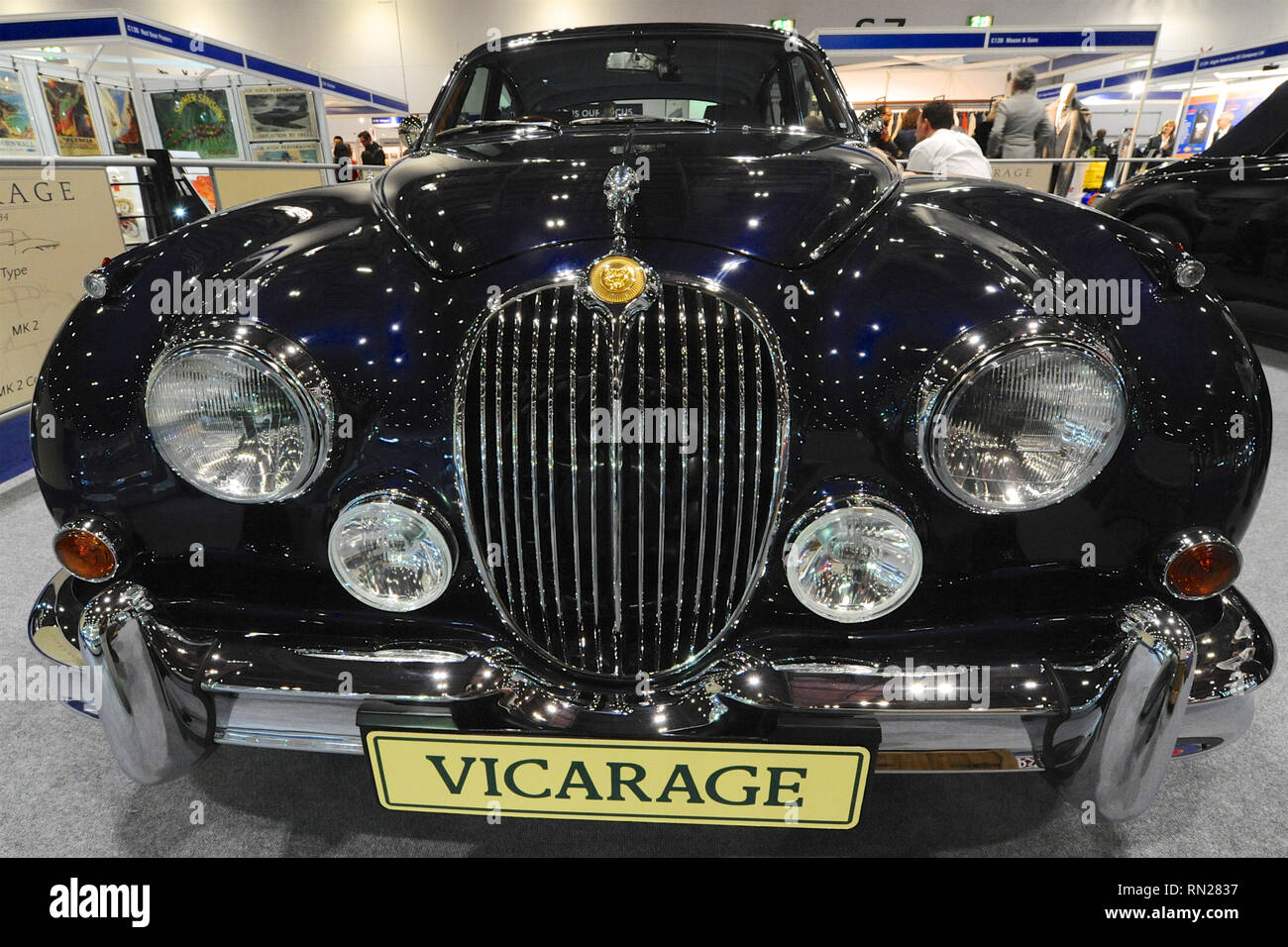 London, Großbritannien. 16. Februar 2019. Ein Jaguar Mk II Limousine 3,8 Liter Autos, die auf der London Classic Car Show, die auf ExCel London, Vereinigtes Königreich. Quelle: Michael Preston/Alamy leben Nachrichten Stockfoto