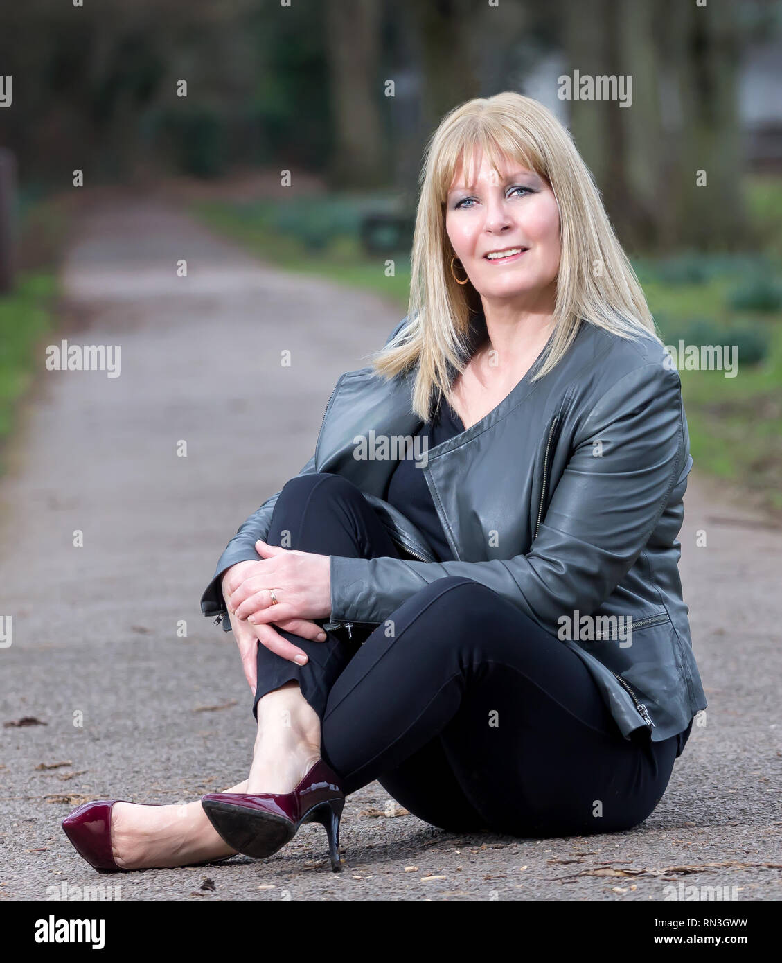 Im Park Blond Stockfoto