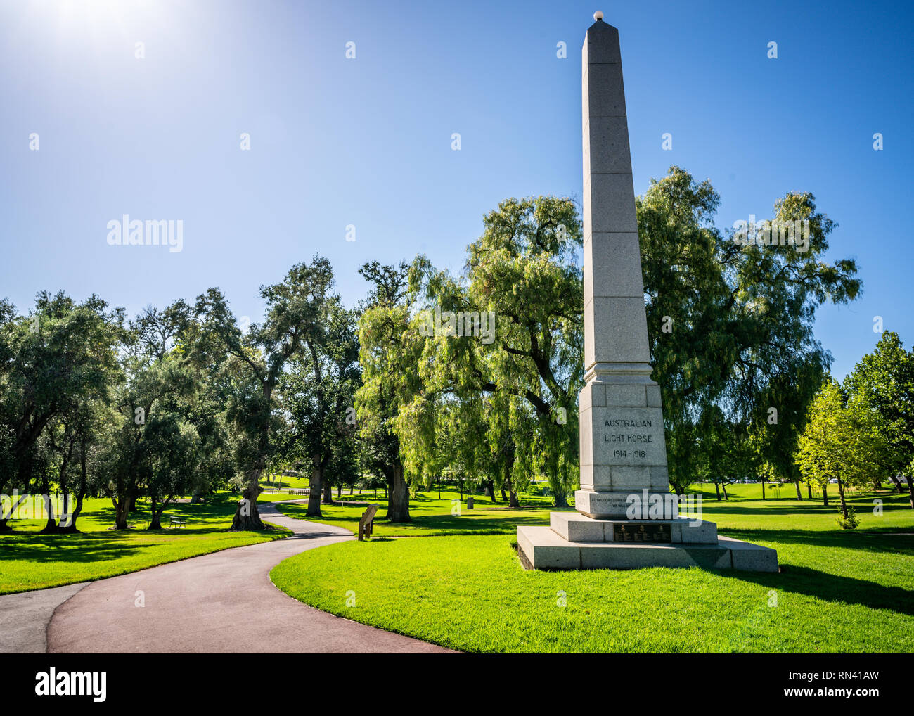 Adelaide Rundle Park View mit dem Krieg Horse Memorial in Adelaide SA Australia Stockfoto