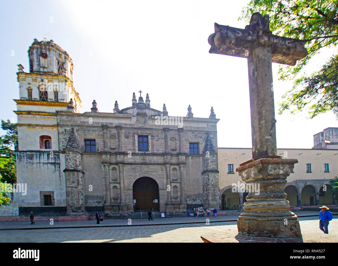 Iglesia de San Juan Bautista, Franziskaner Kirche in mexikanischen Barock Stil für seine Deckenfresken bekannt, bei Cayoacan in Mexiko Stadt Stockfoto
