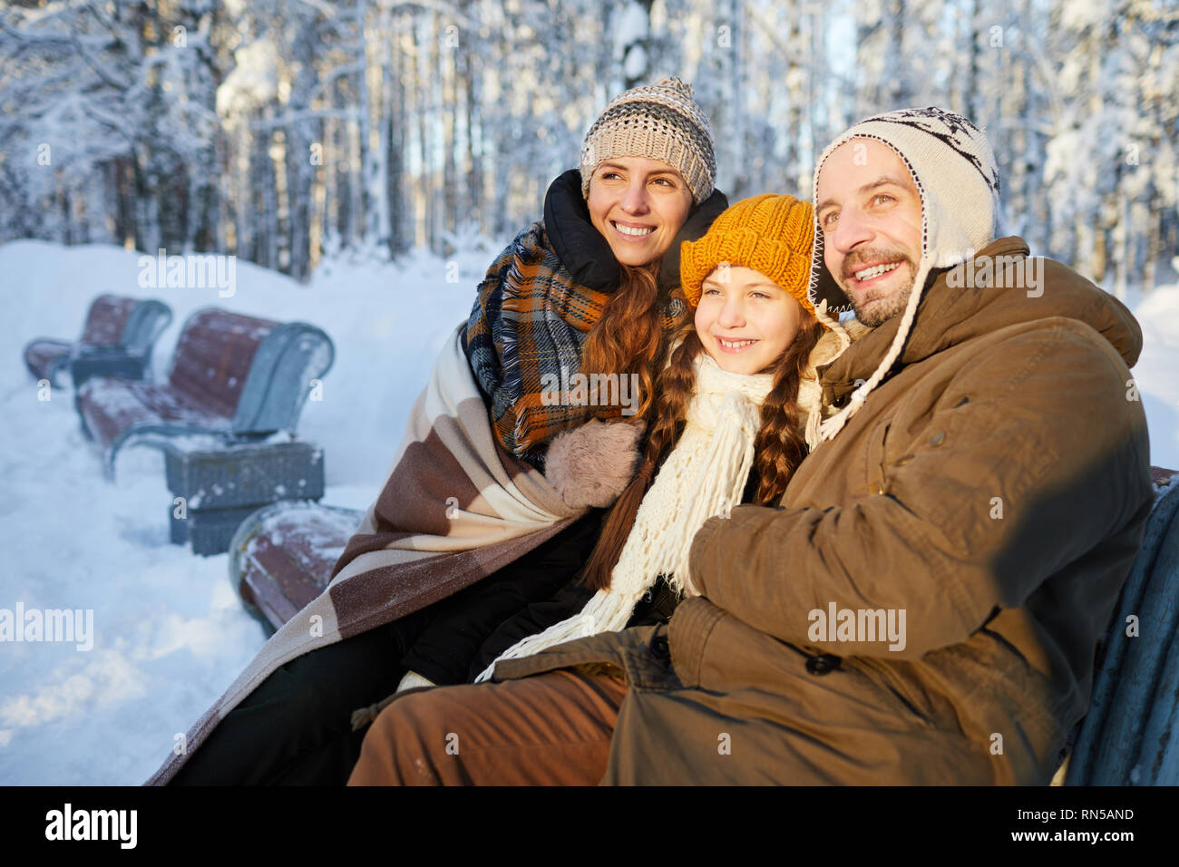 Freudige Familie in Winter Park Stockfoto