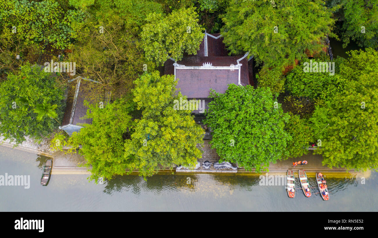 Mit dem Boot Tour erreicht, Đền Trình Tempel, Ökotourismus Trang eine Bootstour, Ninh Binh, Vietnam Stockfoto