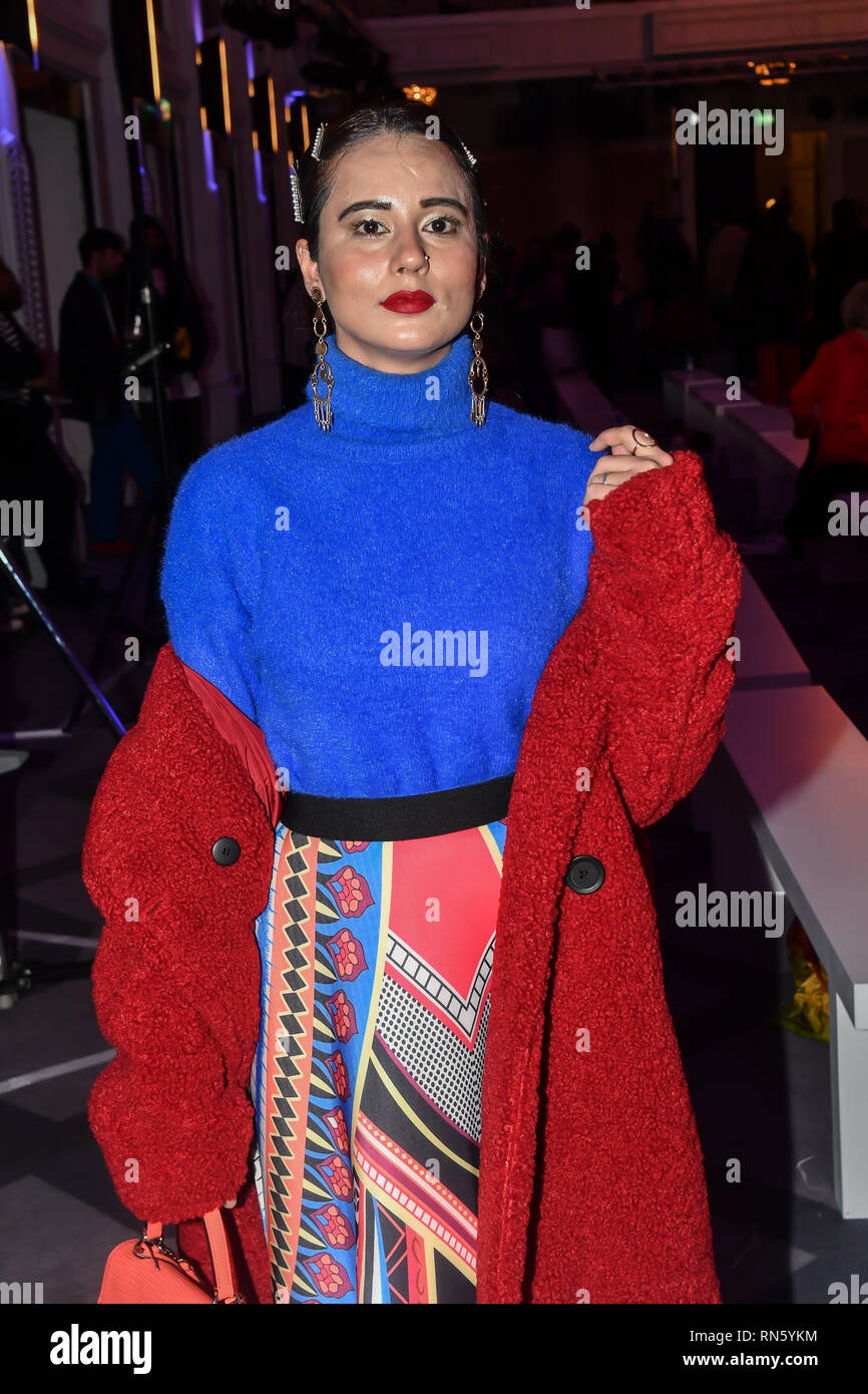 London, Großbritannien. 16. Februar 2019. Fashionist besuchen Geschichten aus Arabien Fashion Show AW 19, De Vere Grand Connaught Rooms, London, UK. 16. Feb 2019. Bild Capital/Alamy leben Nachrichten Stockfoto